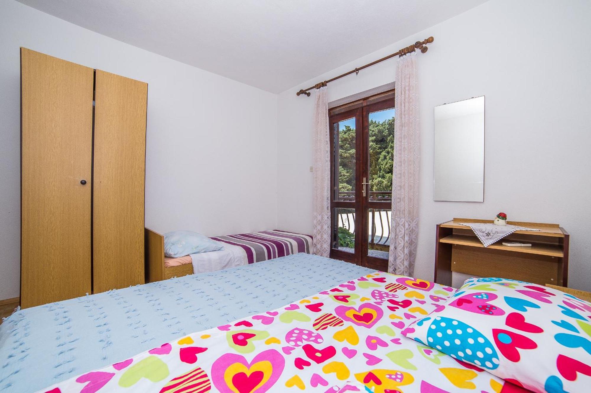 Apartments And Rooms Drpic Splitska Bagian luar foto